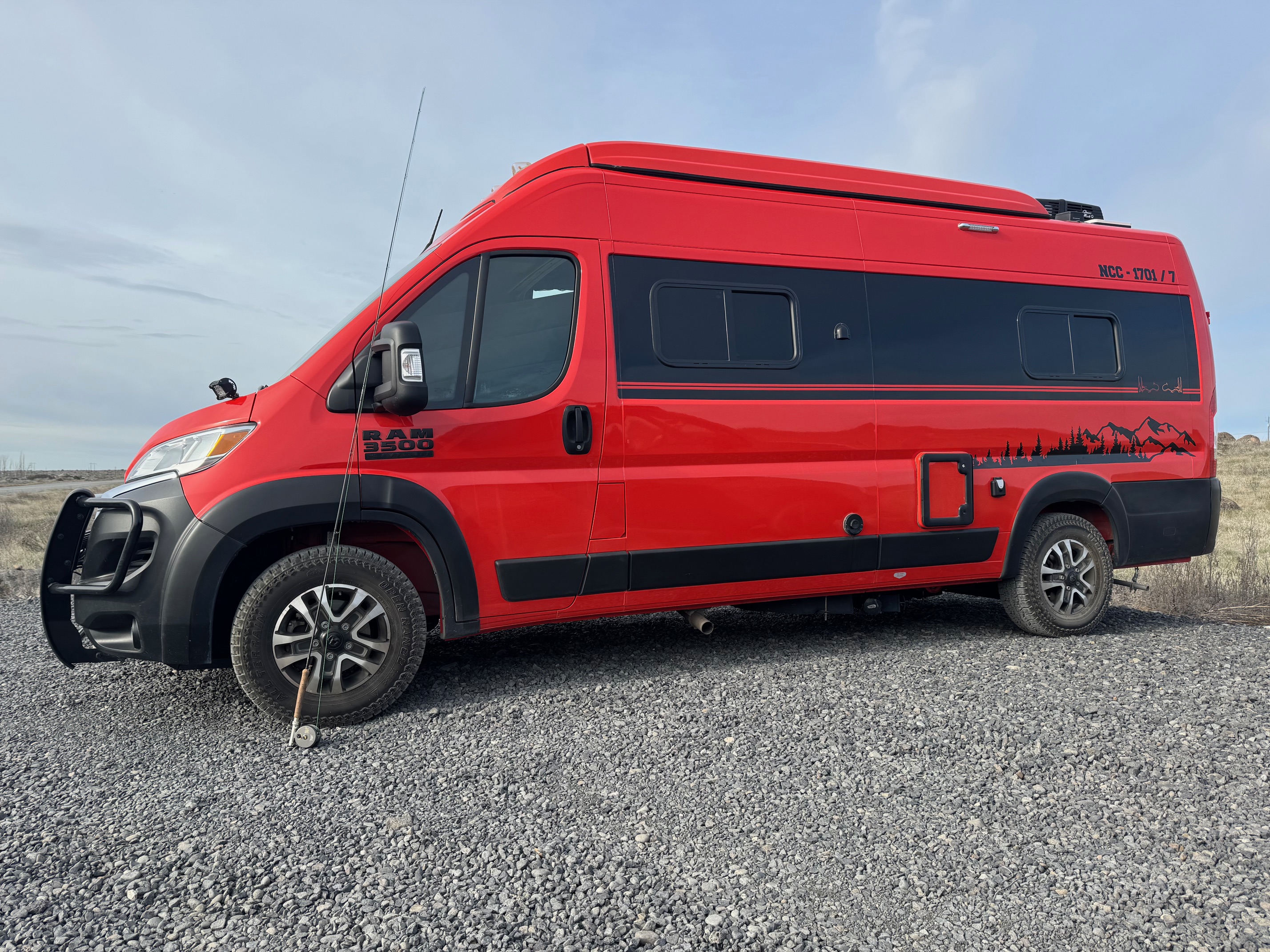 2024 Winnebago Solis PX